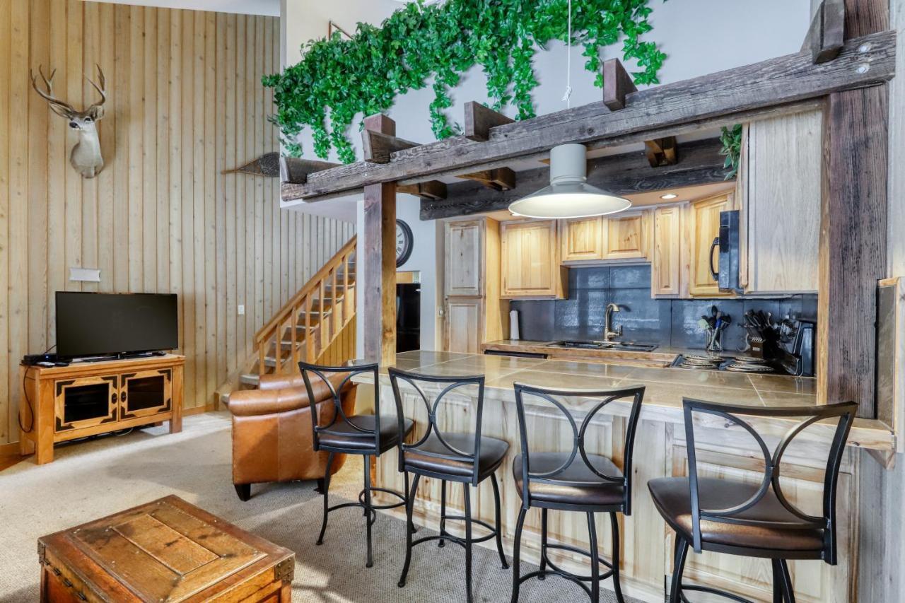 Mt Bachelor Village Ski House # 262 Бенд Экстерьер фото